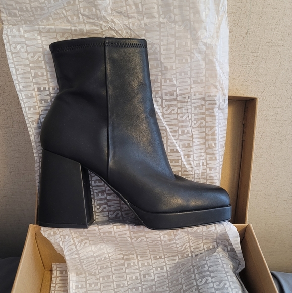 STEVE MADDEN Black Platforms Boots Size9.5 - Picture 7 of 10